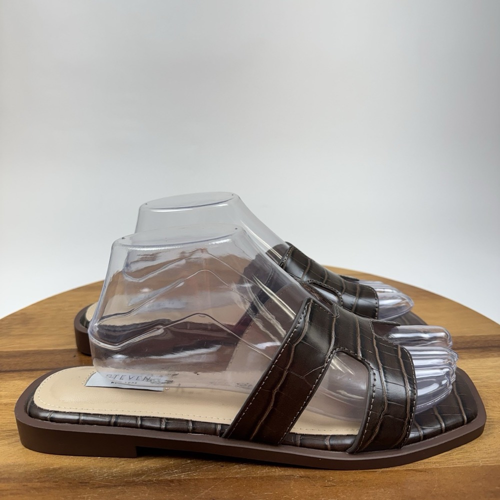 New NWOB Womens Steven New York Hannah Brown Faux Leather Slides Size 9.5 M